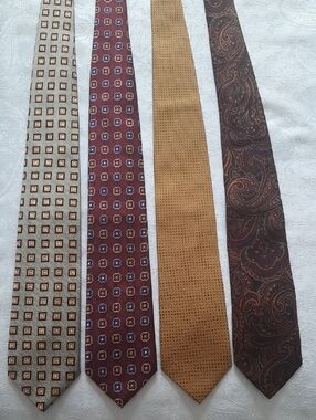 Jos. A. Bank Lot Of 4 Ties Geometric Dotted And Paisley Design